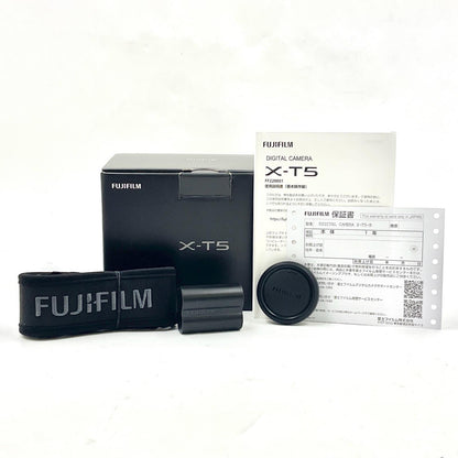 【全額返金保証】【最速発送】FUJIFILM デジタル一眼 X-T5 ボディ [ブラック] 美品 動作確認済