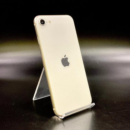 【全額返金保証】【最速発送】Apple iPhone iPhone SE（第3世代） 64GB ホワイト docomo 白ロム 動作確認済 83%