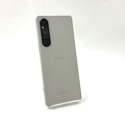 【全額返金保証】【最速発送】Sony Xperia 1 V 256GB プラチナシルバー docomo SO-51D 超美品 動作確認済