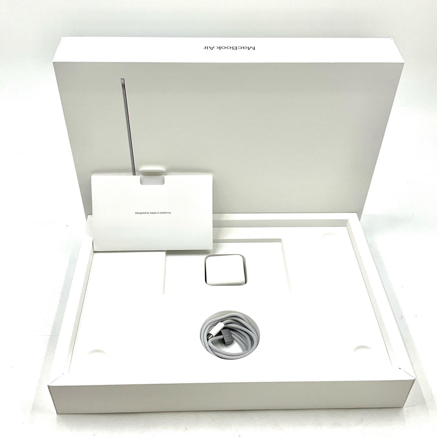 【全額返金保証】【最速発送】Apple MacBook Air 15インチ 2024 Apple M3 8GB SSD 512GB スペースグレイ 100% 超美品 動作確認済
