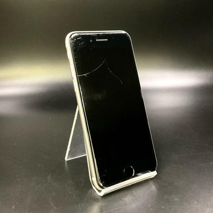 【全額返金保証】【最速発送】Apple iPhone iPhone SE（第3世代） 128GB スターライト docomo 白ロム 動作確認済 84%