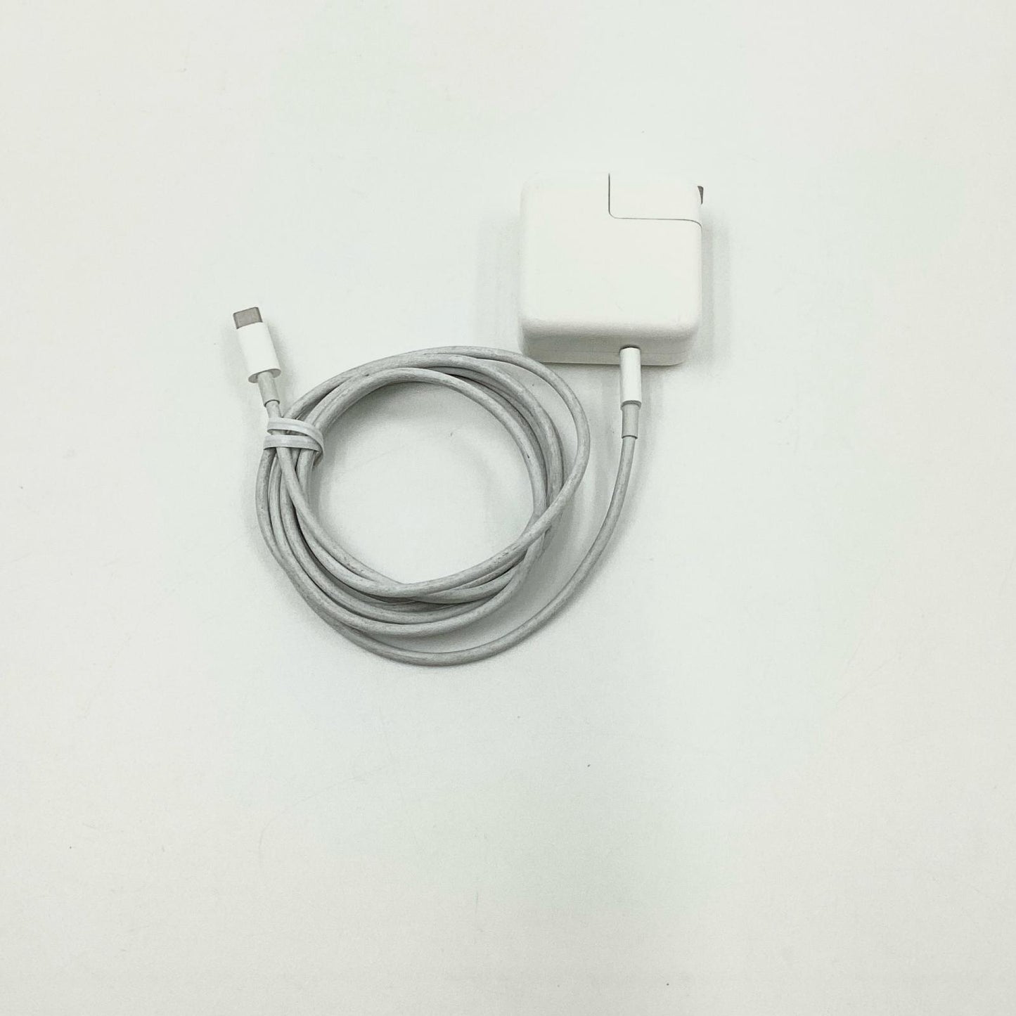 【全額返金保証】【最速発送】Apple MacBook Air 13インチ 2020 Apple M1 16GB SSD 256GB スペースグレイ 95% 動作確認済