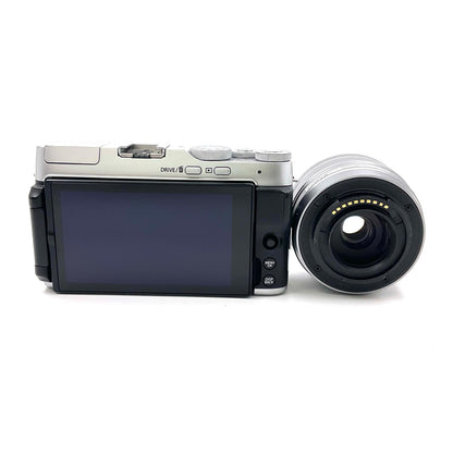 【全額返金保証】【最速発送】FUJIFILM デジタル一眼 X-A7 レンズキット シルバー 動作確認済