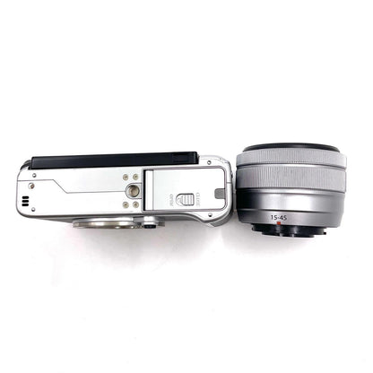 【全額返金保証】【最速発送】FUJIFILM デジタル一眼 X-A7 レンズキット シルバー 動作確認済