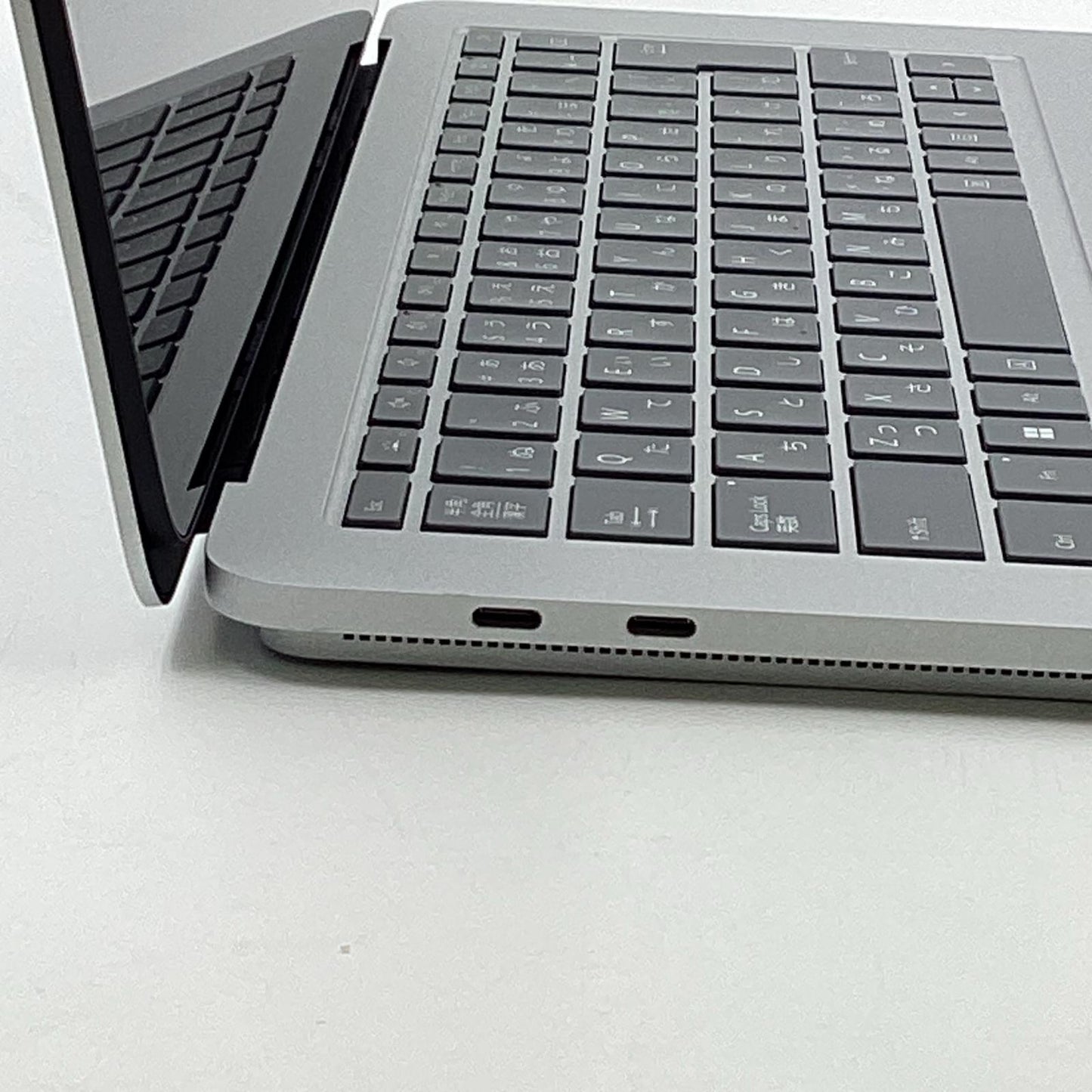 【全額返金保証】【最速発送】Microsoft Surface Laptop Studio 11th Gen Intel Core i5-11300H @ 3.10GHz 3.11GHz 16GB M.2 SSD 512GB 94% 動作確認済