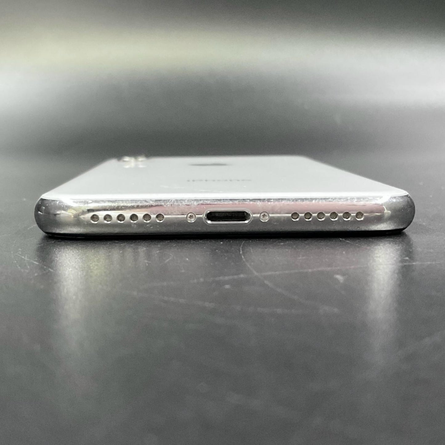 【全額返金保証】【最速発送】Apple iPhone iPhone X 64GB シルバー Softbank SIMフリー 白ロム 動作確認済 77%