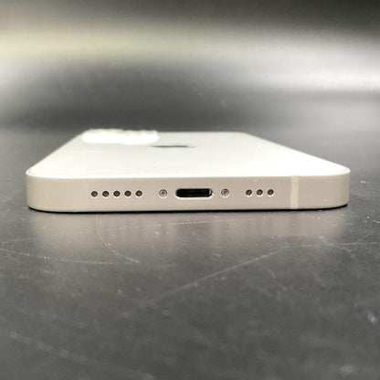【全額返金保証】【最速発送】Apple iPhone iPhone 13 128GB スターライト docomo 動作確認済 84%
