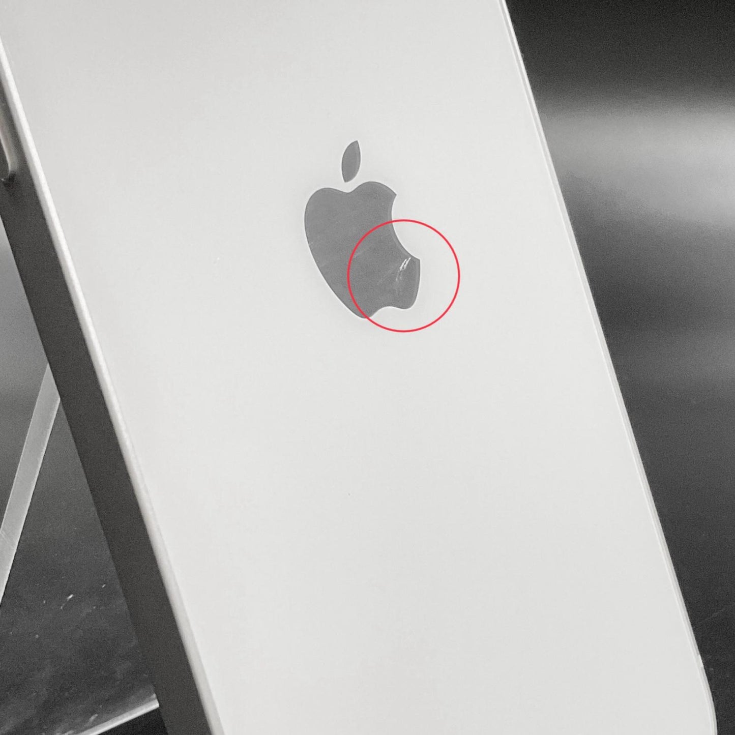 【全額返金保証】【最速発送】Apple iPhone iPhone 13 128GB スターライト docomo 動作確認済 84%