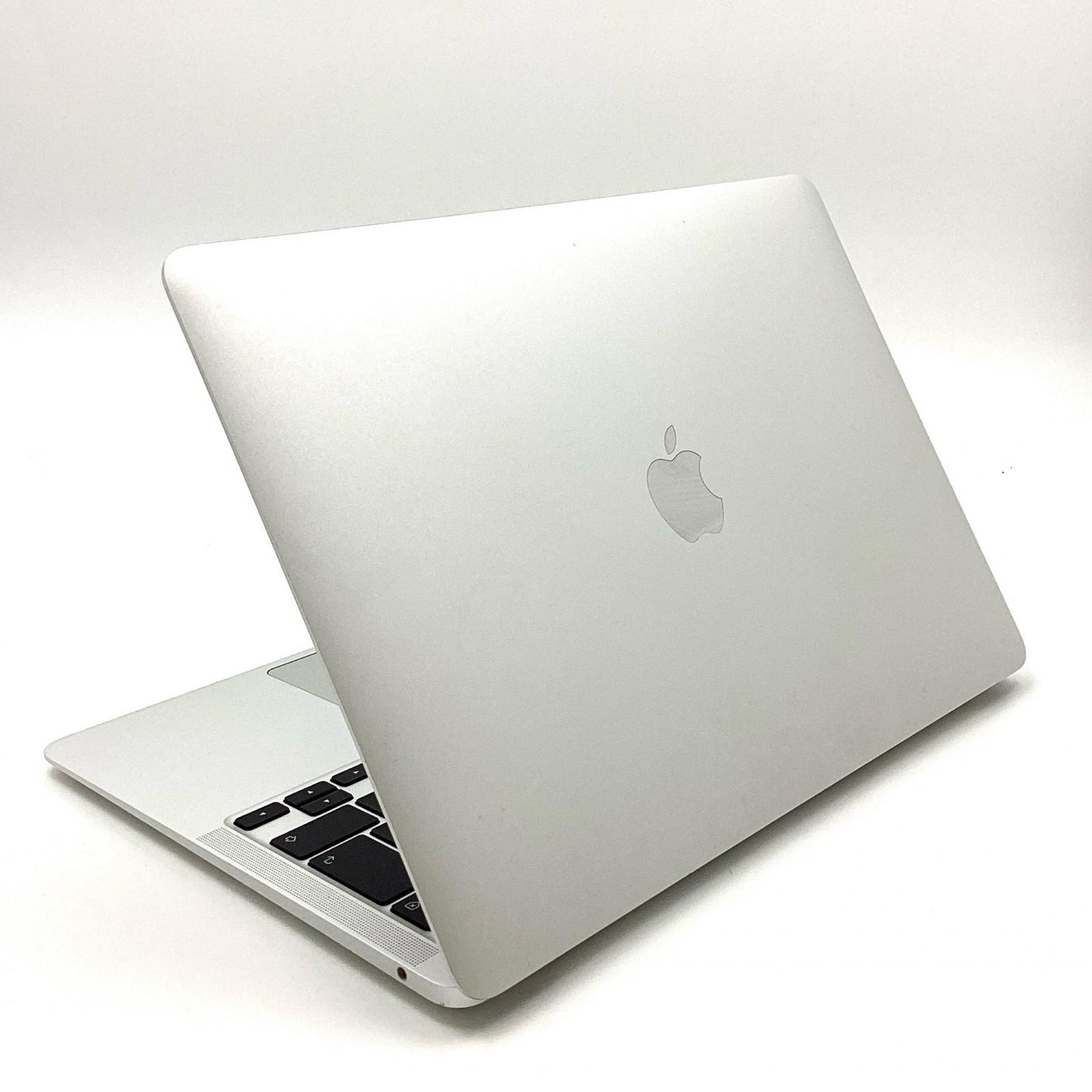 【最速発送】Apple MacBook Air 13インチ 2020 Apple M1 8GB SSD 512GB シルバー 92%【難有】