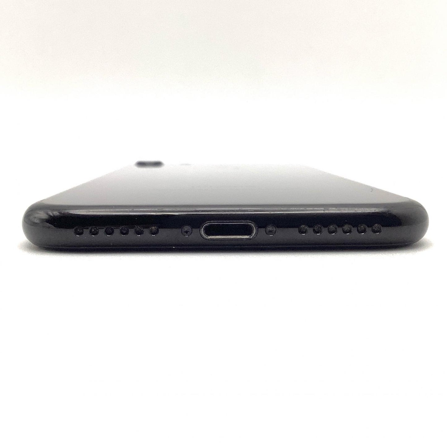 【全額返金保証】【最速発送】Apple iPhone iPhone 7 32GB ジェットブラック docomo 白ロム 動作確認済 66%
