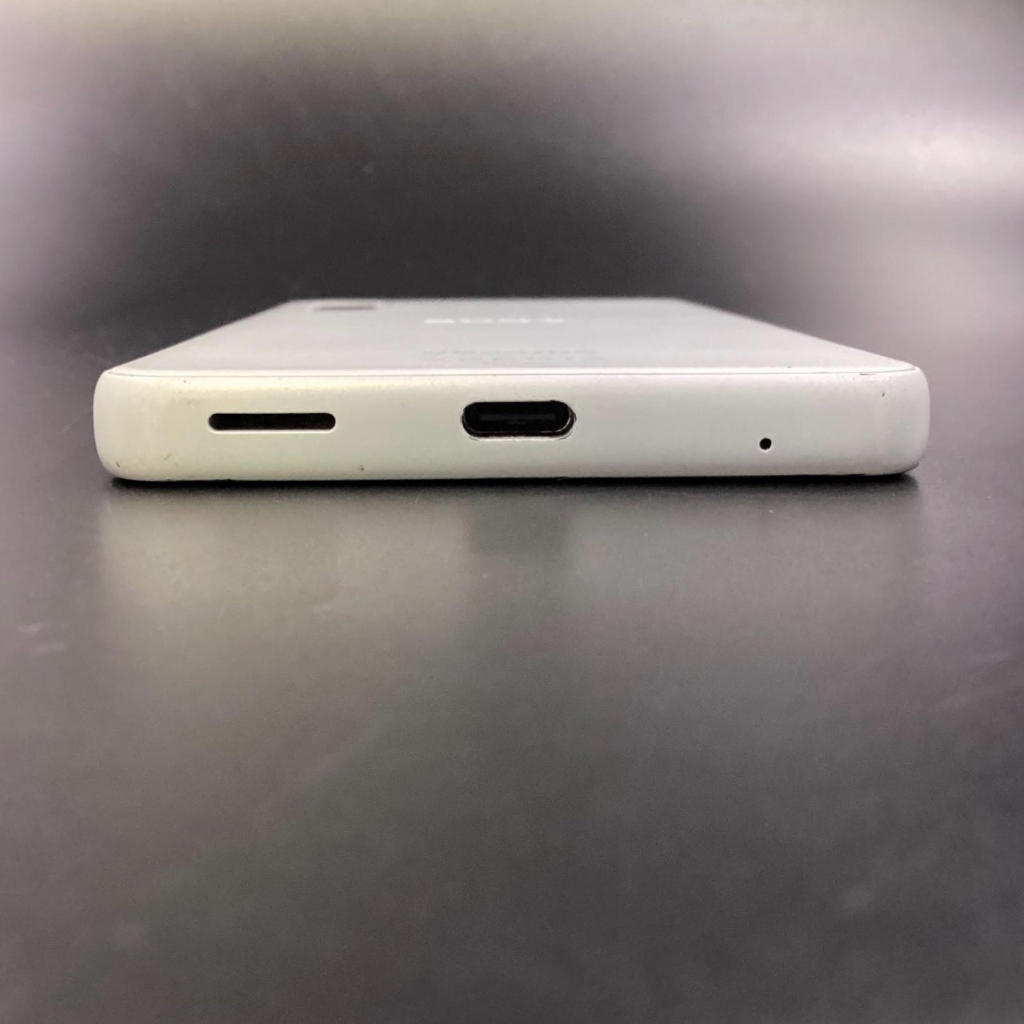 【全額返金保証】【最速発送】Sony Xperia Ace II 64GB ホワイト docomo SO-41B 白ロム 動作確認済