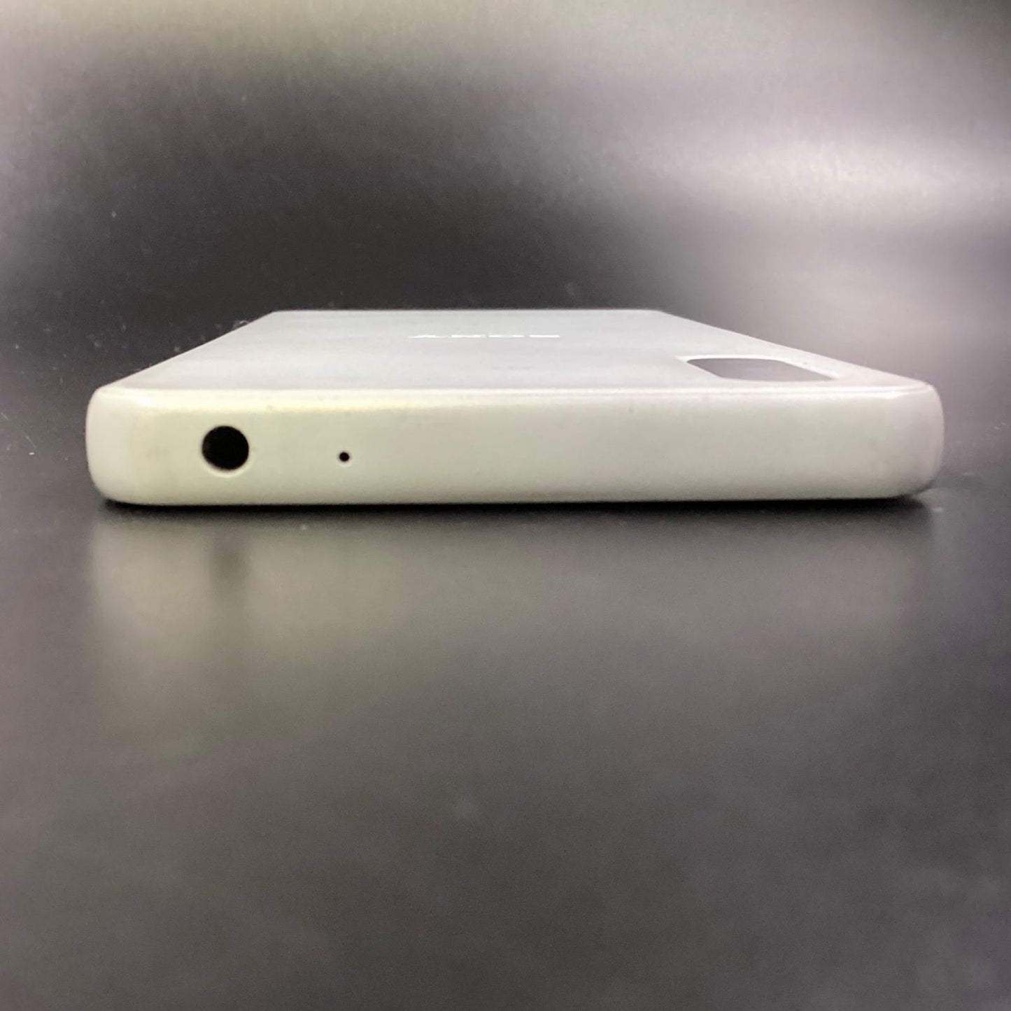 【全額返金保証】【最速発送】Sony Xperia Ace II 64GB ホワイト docomo SO-41B 白ロム 動作確認済