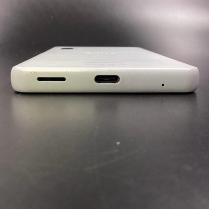 【全額返金保証】【最速発送】Sony Xperia Ace II 64GB ホワイト docomo SO-41B 白ロム 動作確認済