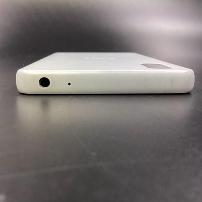【全額返金保証】【最速発送】Sony Xperia Ace II 64GB ホワイト docomo SO-41B 白ロム 動作確認済
