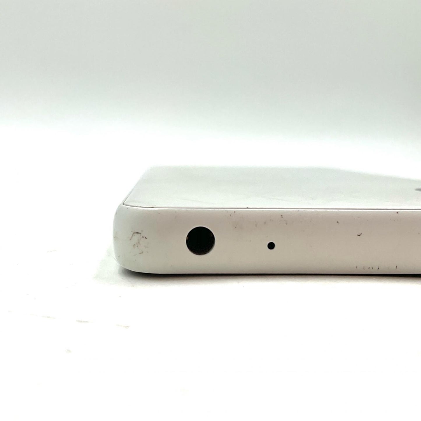 【全額返金保証】【最速発送】Sony Xperia Ace II 64GB ホワイト docomo SO-41B 白ロム 動作確認済