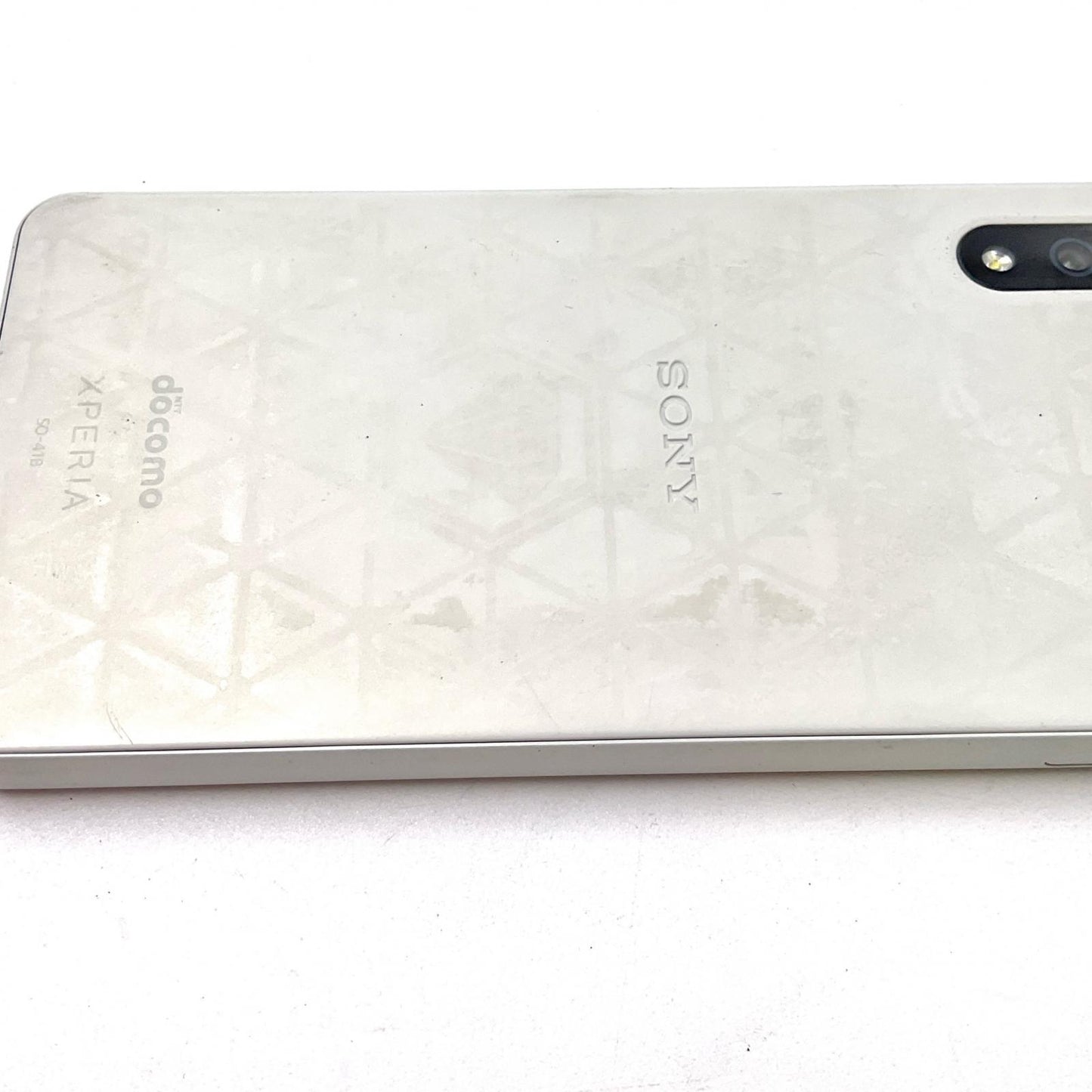 【全額返金保証】【最速発送】Sony Xperia Ace II 64GB ホワイト docomo SO-41B 白ロム 動作確認済