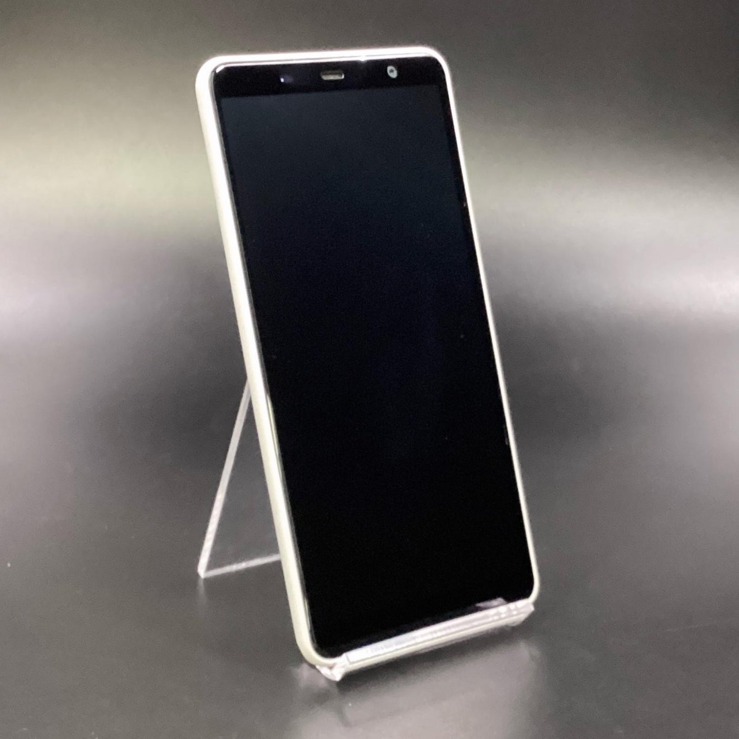 【全額返金保証】【最速発送】富士通 arrows Be4 Plus 64GB ホワイト docomo F-41B 白ロム 動作確認済