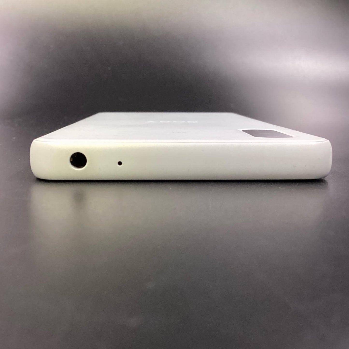【全額返金保証】【最速発送】Sony Xperia Ace II 64GB ホワイト docomo SO-41B 白ロム 動作確認済
