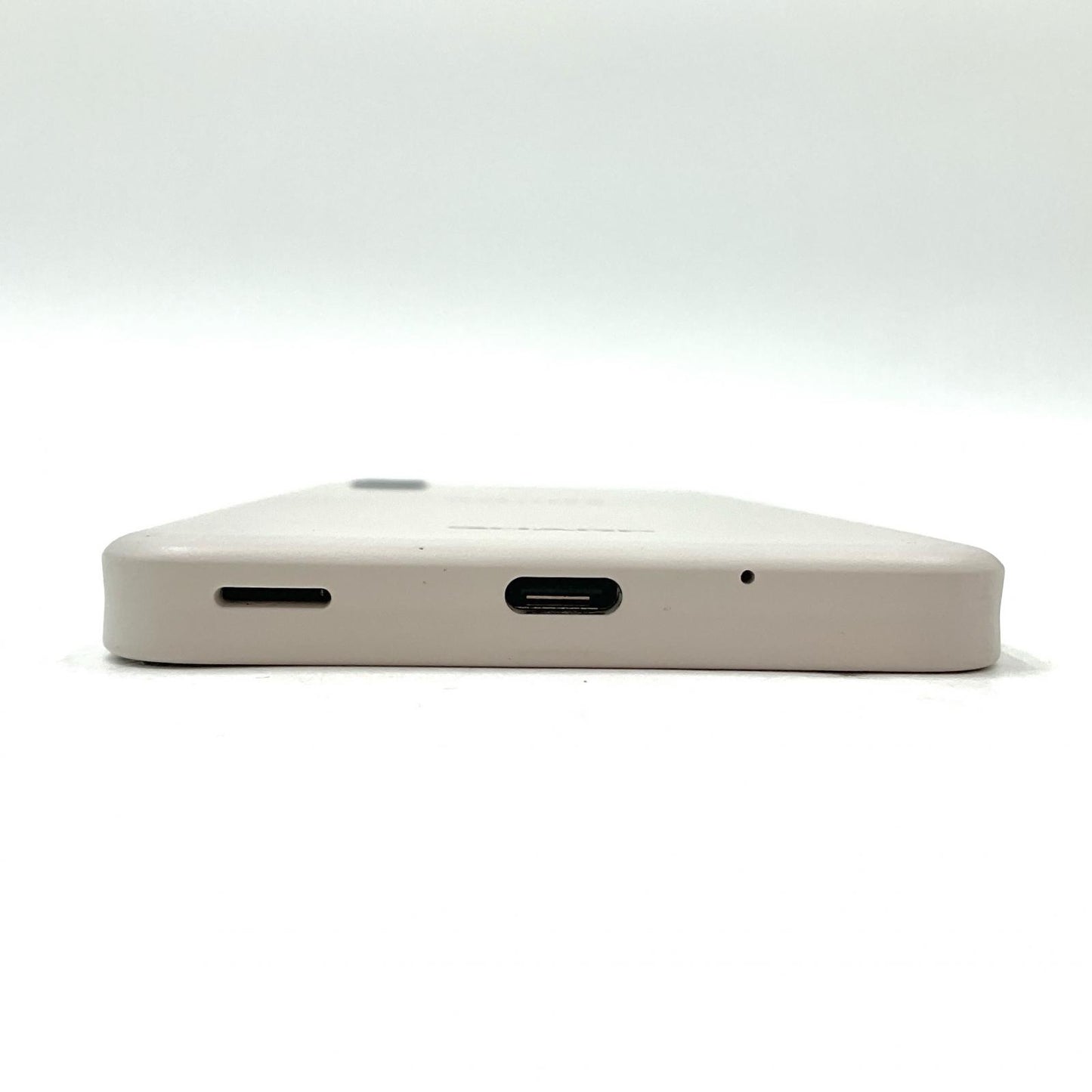 【全額返金保証】【最速発送】SHARP AQUOS wish 64GB アイボリー SIMフリー SH-M20 動作確認済