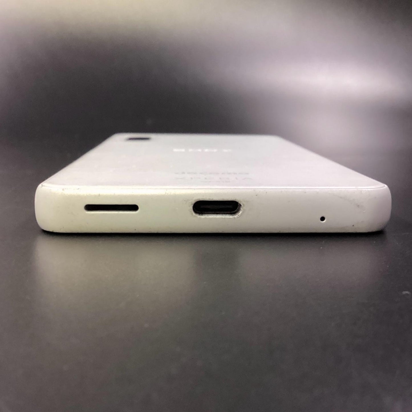【全額返金保証】【最速発送】Sony Xperia Ace II 64GB ホワイト docomo SO-41B 白ロム 動作確認済