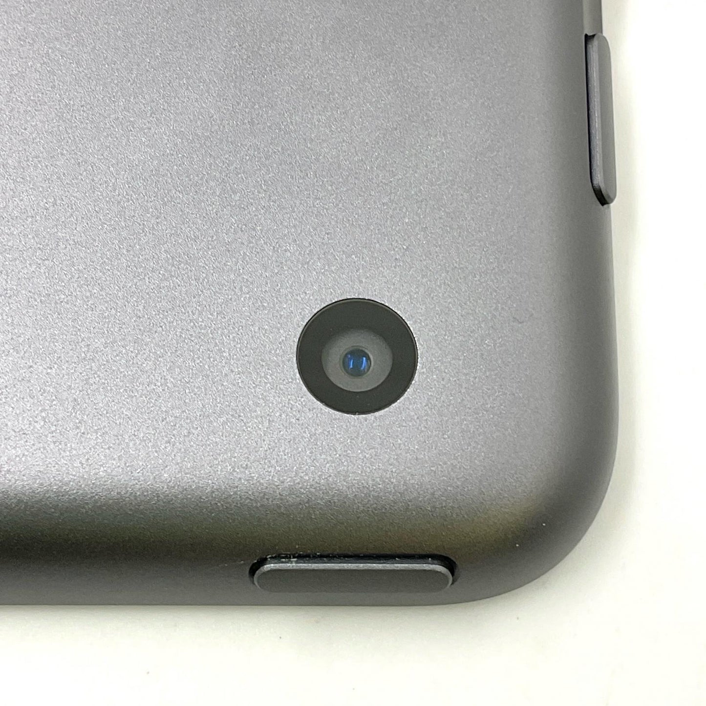 【全額返金保証】【最速発送】Apple iPad iPad 10.2インチ 第9世代 64GB スペースグレイ Wi-Fi 動作確認済