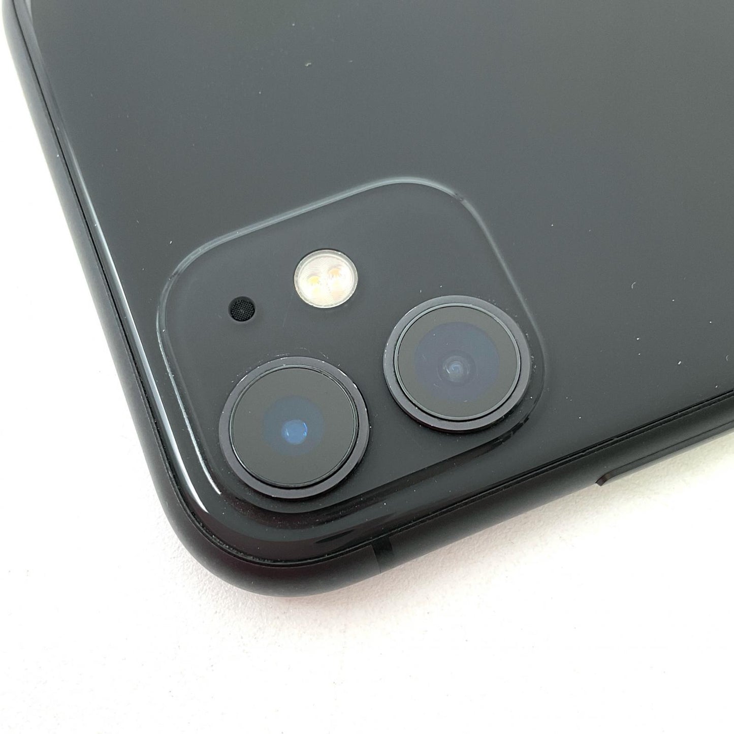 【全額返金保証】【最速発送】Apple iPhone iPhone 11 256GB ブラック au 白ロム 動作確認済 75%