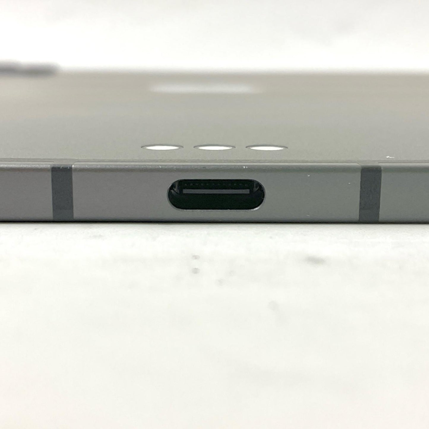 【全額返金保証】【最速発送】Apple iPad Pro (M4) 11インチ 第5世代 1TB スペースブラック WiFi+Cellular au SIMフリー 美品 動作確認済