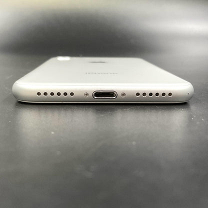 【全額返金保証】【最速発送】Apple iPhone iPhone 8 64GB シルバー SIMフリー 白ロム 動作確認済 78%
