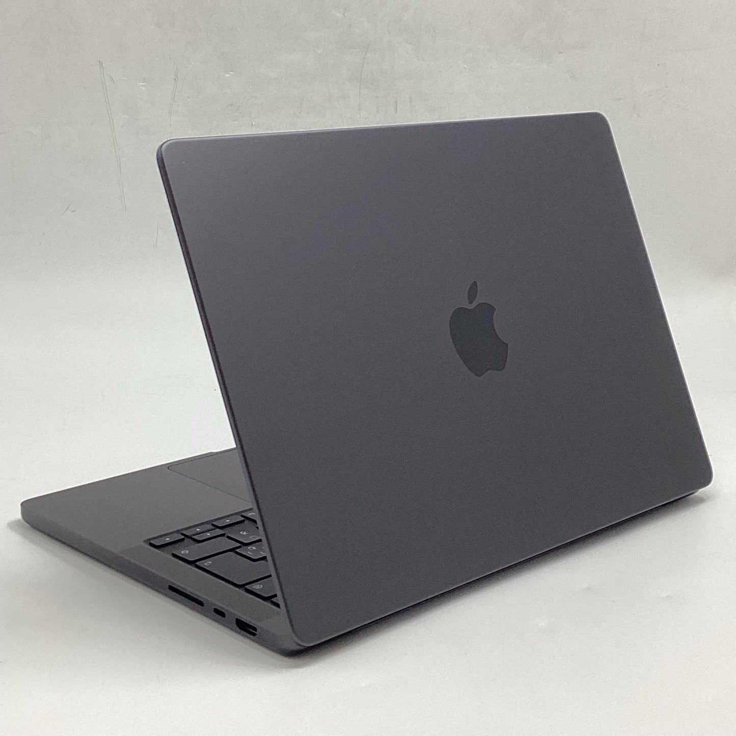 【全額返金保証】【最速発送】Apple MacBook Pro 14インチ 2023 Apple M3 Pro 36GB SSD 1TB スペースブラック 100% 超美品 動作確認済