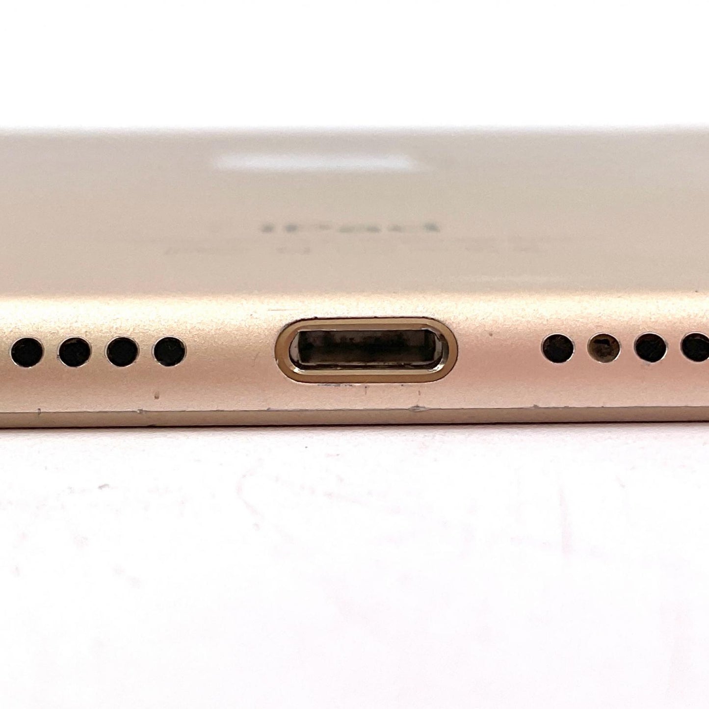 【最速発送】Apple iPad Air 9.7インチ 第2世代 64GB ゴールド WiFi+Cellular au 白ロム【難有】