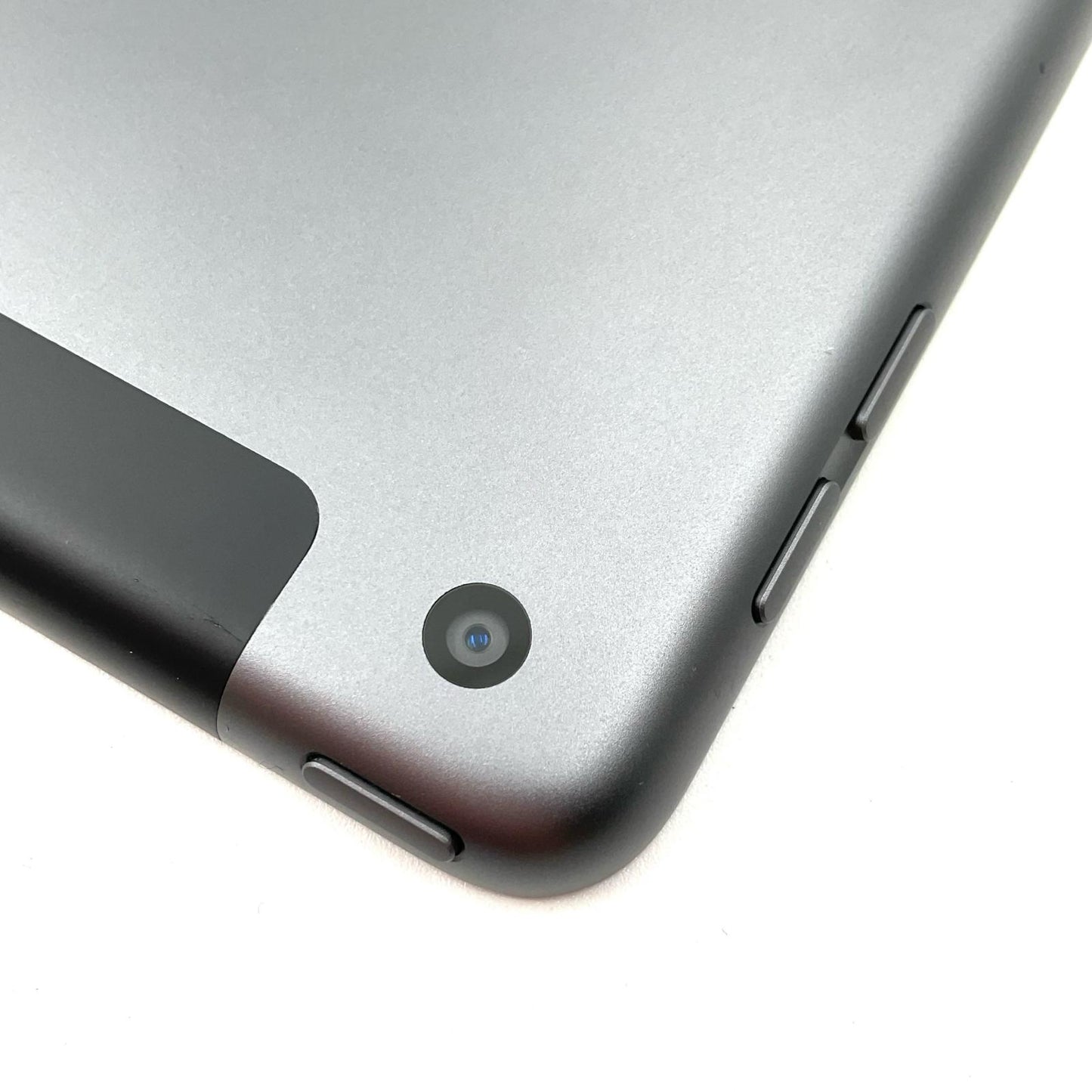 【全額返金保証】【最速発送】Apple iPad iPad 10.2インチ 第9世代 64GB スペースグレイ WiFi+Cellular au 白ロム 動作確認済