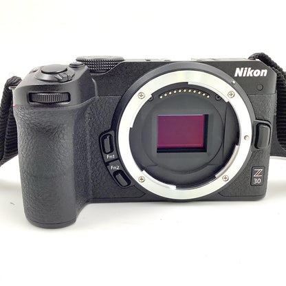 【全額返金保証】【最速発送】Nikon デジタル一眼 Z 30 ボディ ブラック 動作確認済