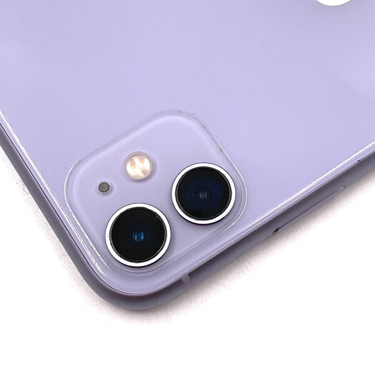 【全額返金保証】【最速発送】Apple iPhone iPhone 11 64GB パープル au SIMフリー 白ロム 動作確認済 77%