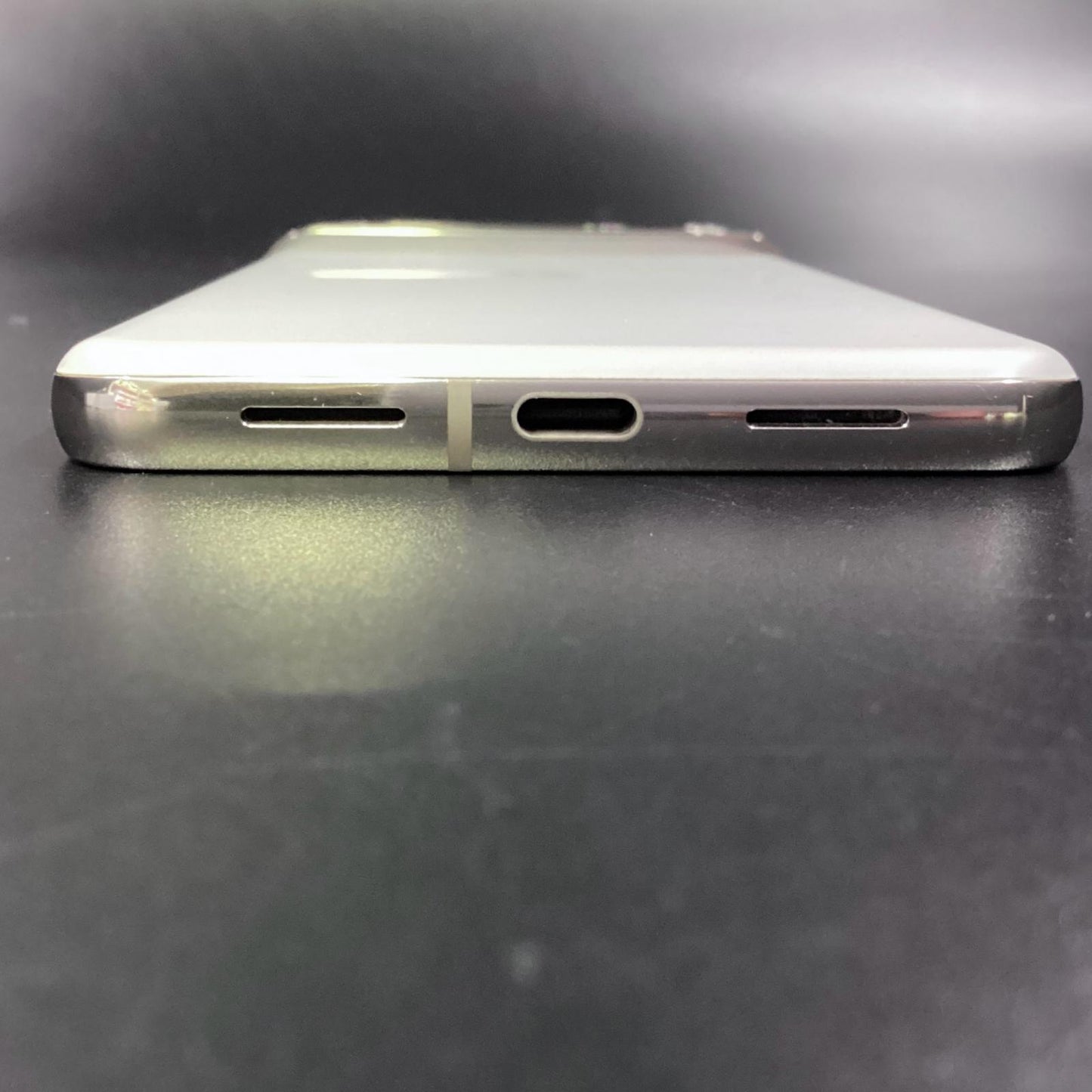 【全額返金保証】【最速発送】Google Pixel 8 pro 256GB Porcelain SIMフリー GE9DP 白ロム 動作確認済