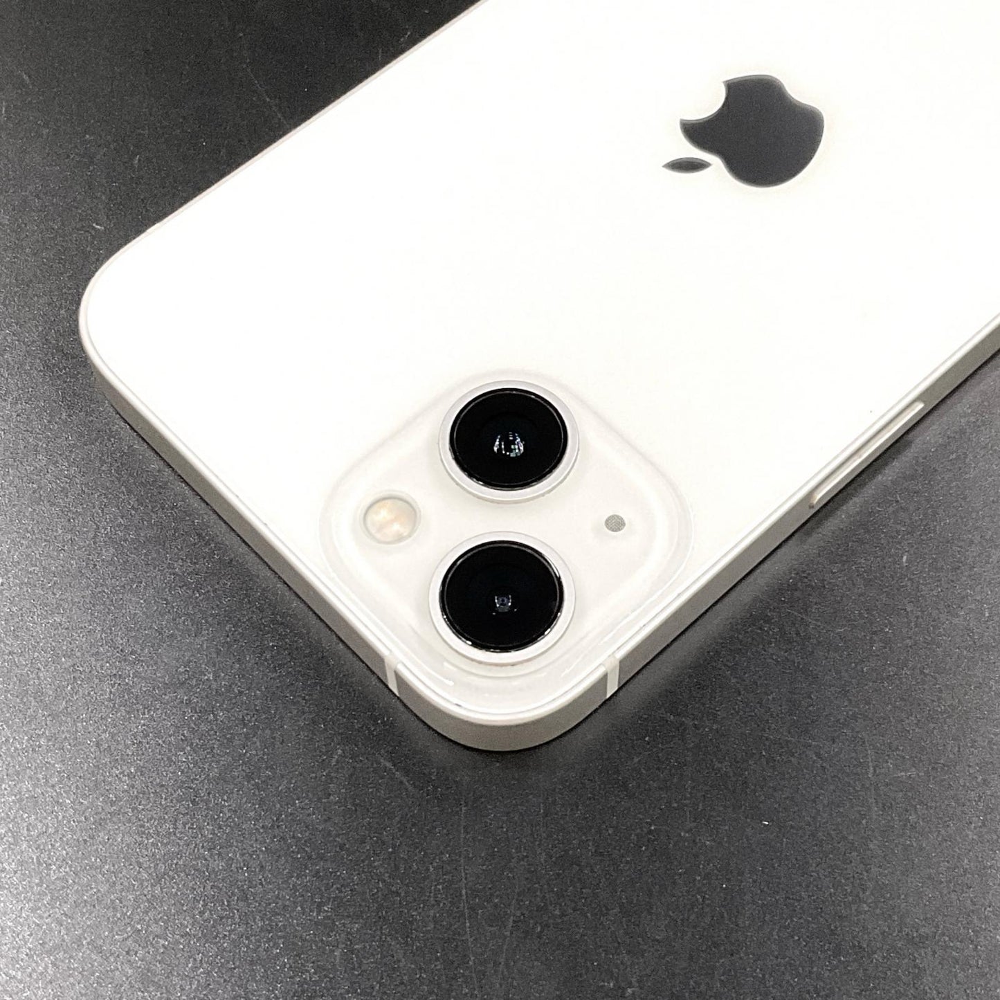 【全額返金保証】【最速発送】Apple iPhone iPhone 13 128GB スターライト docomo SIMフリー 白ロム 動作確認済