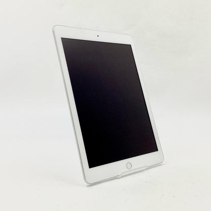 【全額返金保証】【最速発送】Apple iPad iPad 9.7インチ 第6世代 32GB シルバー WiFi+Cellular au 白ロム 動作確認済