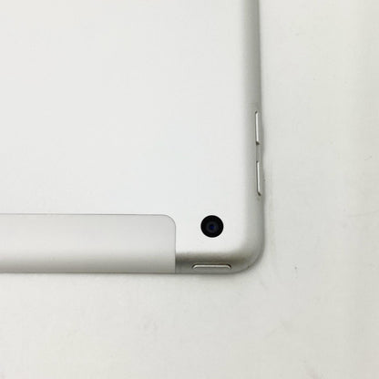 【全額返金保証】【最速発送】Apple iPad iPad 9.7インチ 第6世代 32GB シルバー WiFi+Cellular au 白ロム 動作確認済