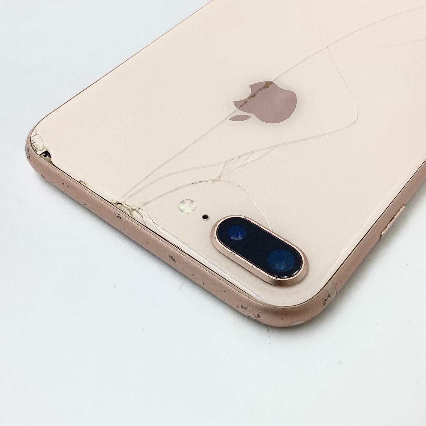 【最速発送】Apple iPhone iPhone 8 Plus 256GB ゴールド Softbank 白ロム【難有】 84%
