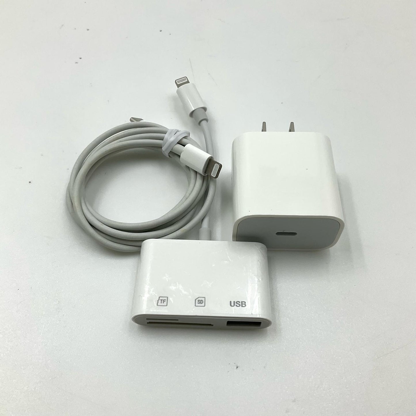【全額返金保証】【最速発送】Apple iPhone iPhone 11 Pro 256GB ゴールド docomo 白ロム 動作確認済 94%