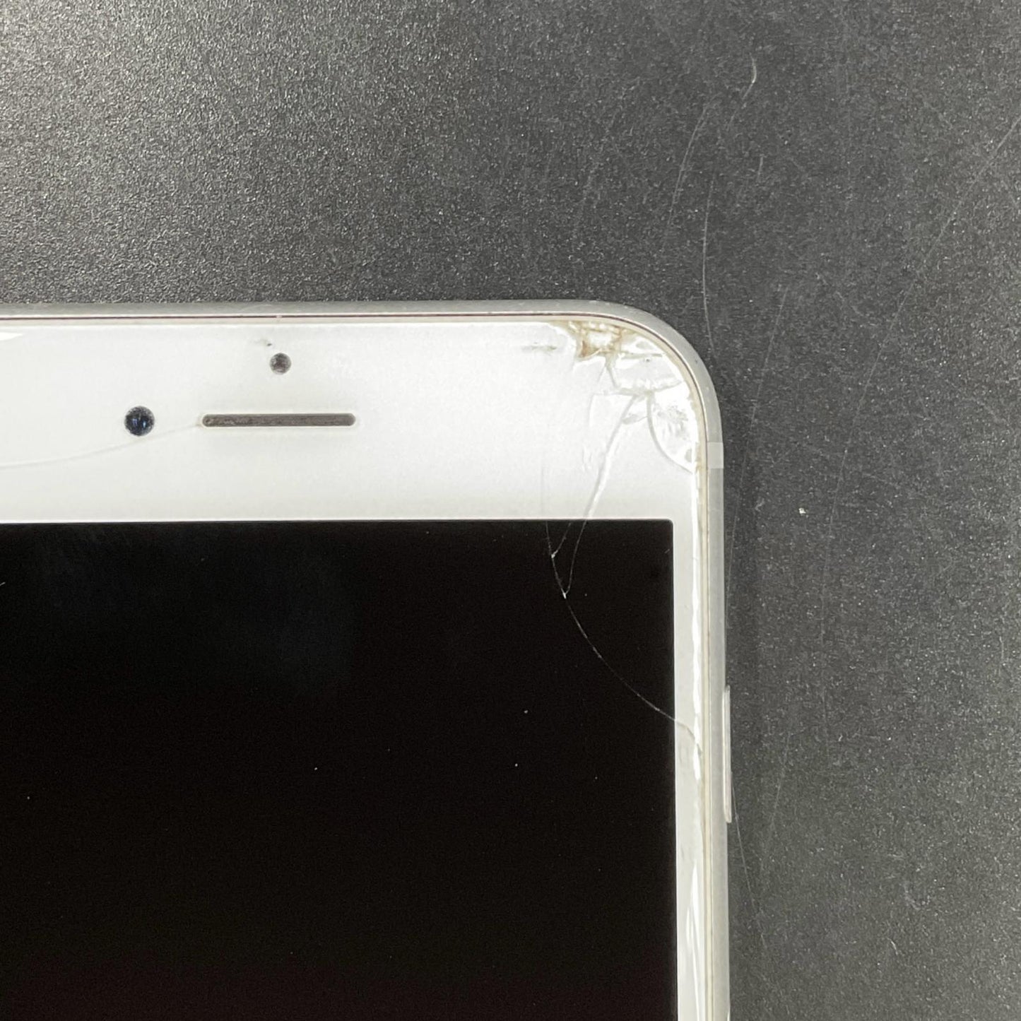 【最速発送】Apple iPhone iPhone 8 64GB シルバー Softbank 白ロム【難有】 73%