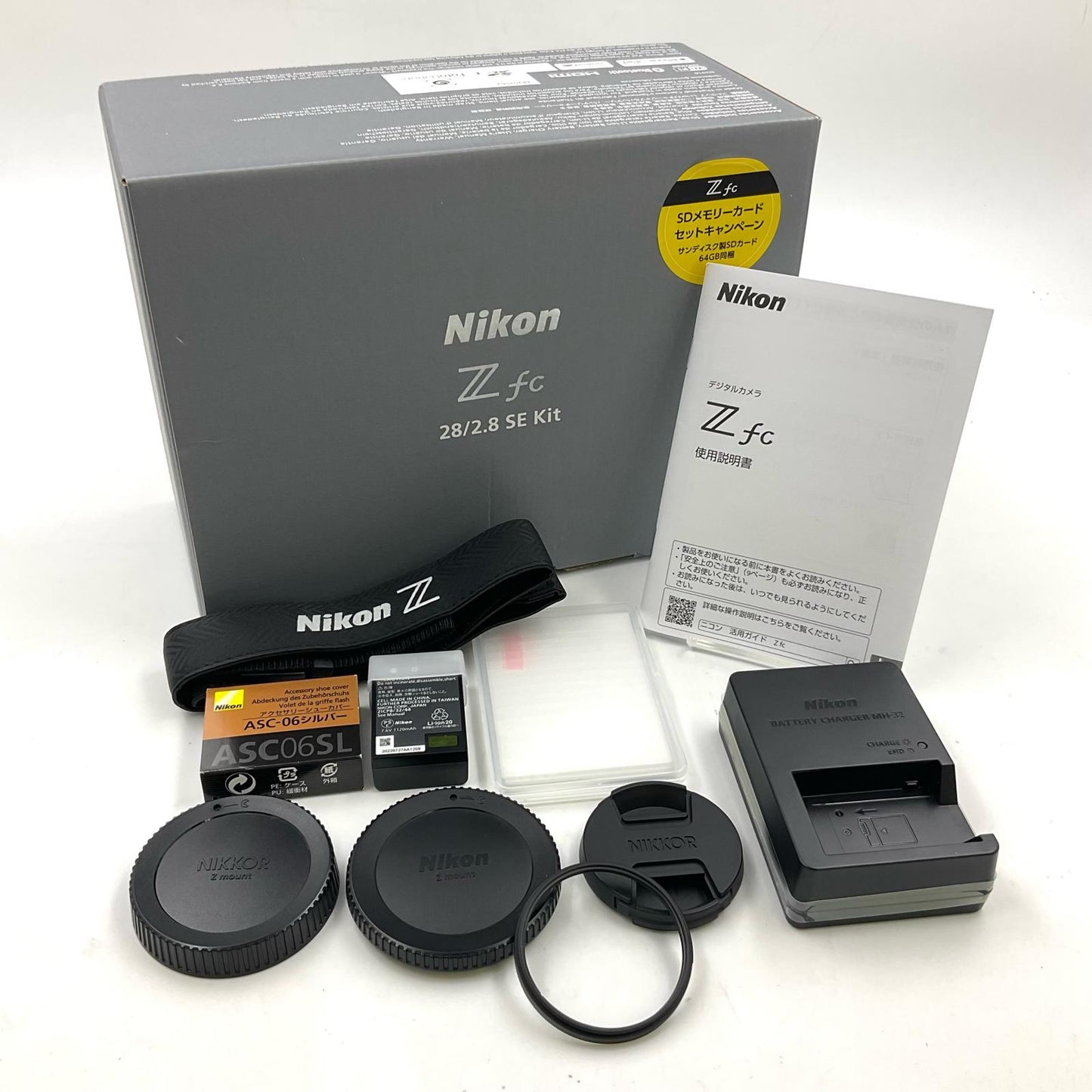 【全額返金保証】【最速発送】Nikon デジタル一眼 Z fc 28mm f/2.8 Special Edition キット [シルバー] シルバー 超美品 動作確認済