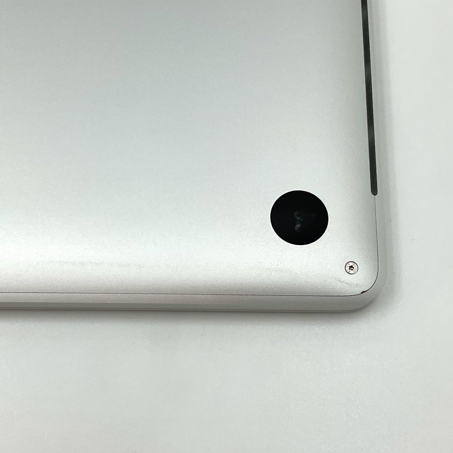 【最速発送】Apple MacBook Pro 13.3インチ 2017 デュアルコア intel core i5 8GB SSD 512GB シルバー 93.3%【難有】