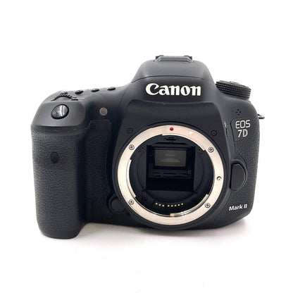 【全額返金保証】【最速発送】Canon デジタル一眼 EOS 7D Mark II ボディ ブラック 動作確認済