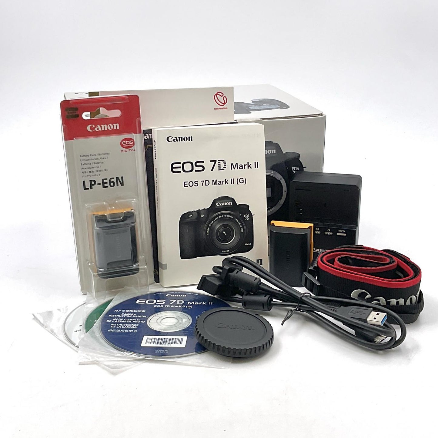 【全額返金保証】【最速発送】Canon デジタル一眼 EOS 7D Mark II ボディ ブラック 動作確認済