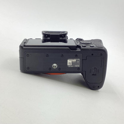 【全額返金保証】【最速発送】Sony デジタル一眼 α7 IV ILCE-7M4 ボディ ブラック 美品 動作確認済