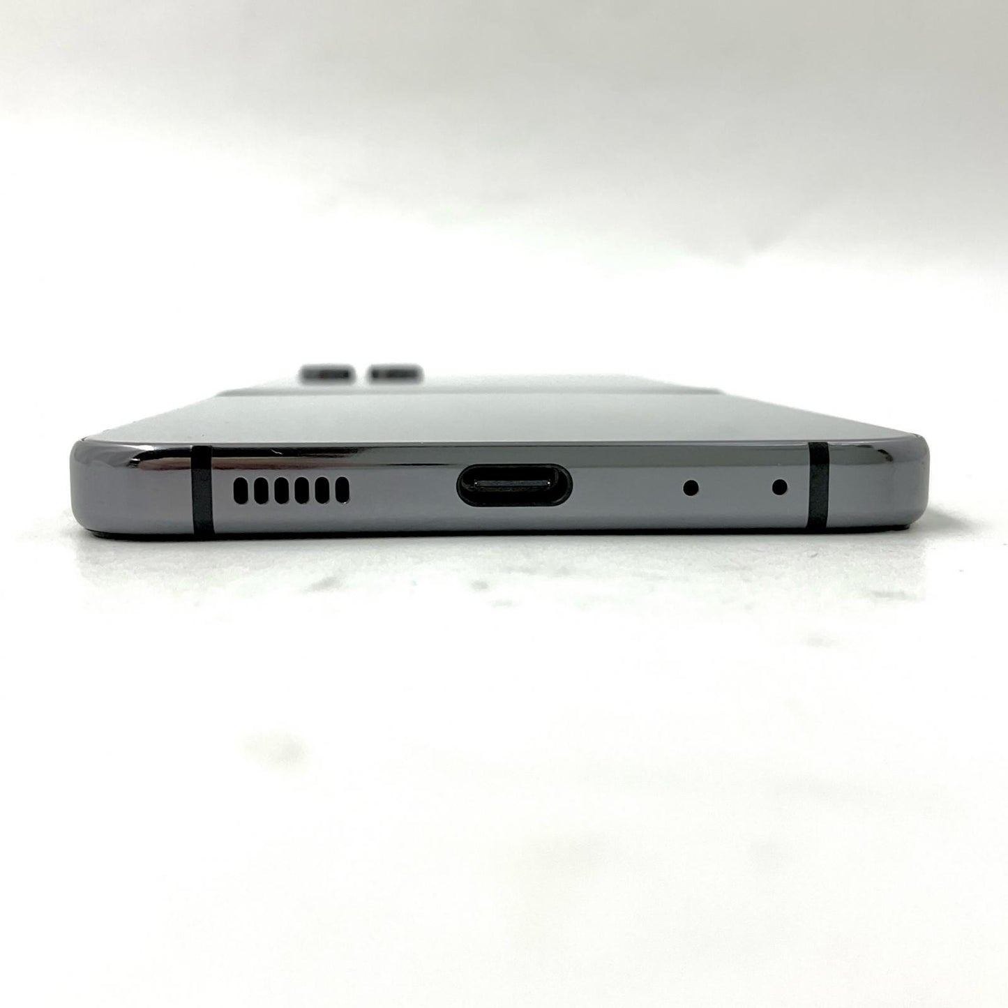 【全額返金保証】【最速発送】SAMSUNG Galaxy Z Flip5 256GB グラファイト docomo SC-54D 白ロム 動作確認済