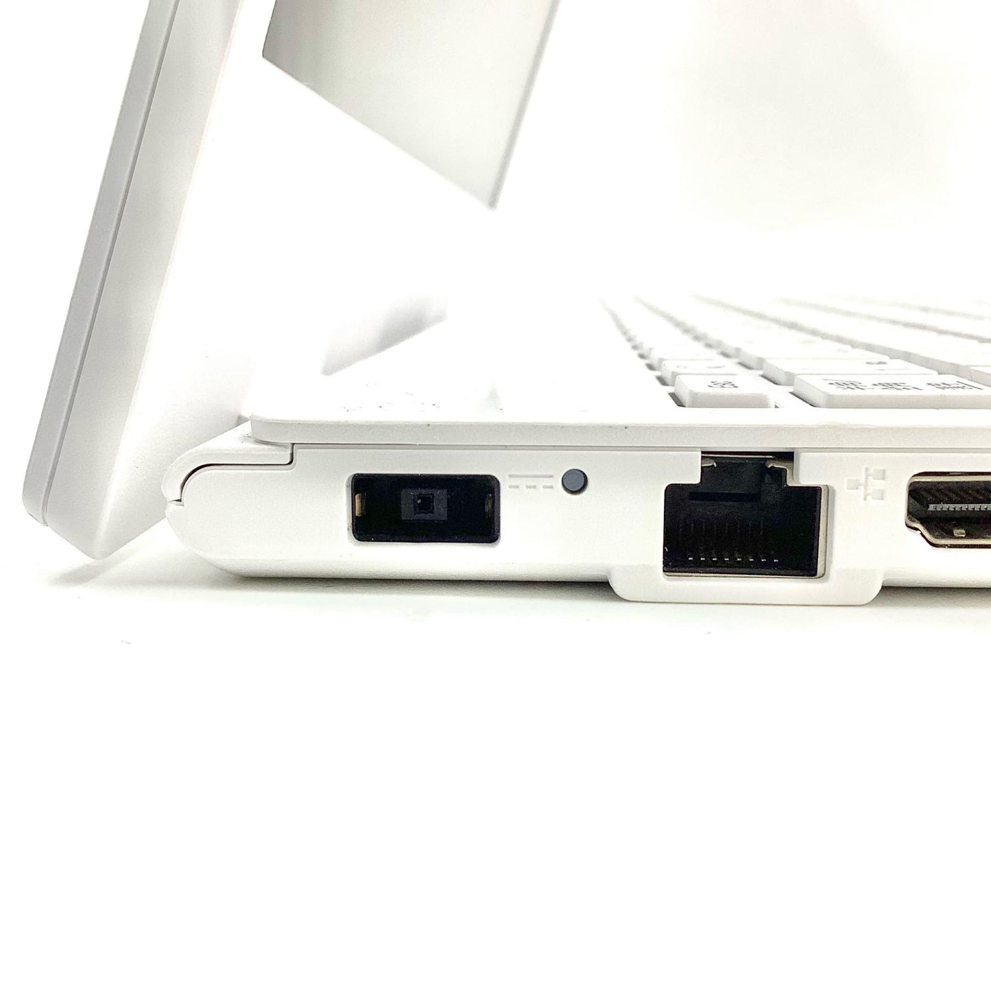 【全額返金保証】【最速発送】NEC LAVIE PC-N1573EAW Intel Core i7-1165G7 16GB SSD 512GB 94.1% 動作確認済