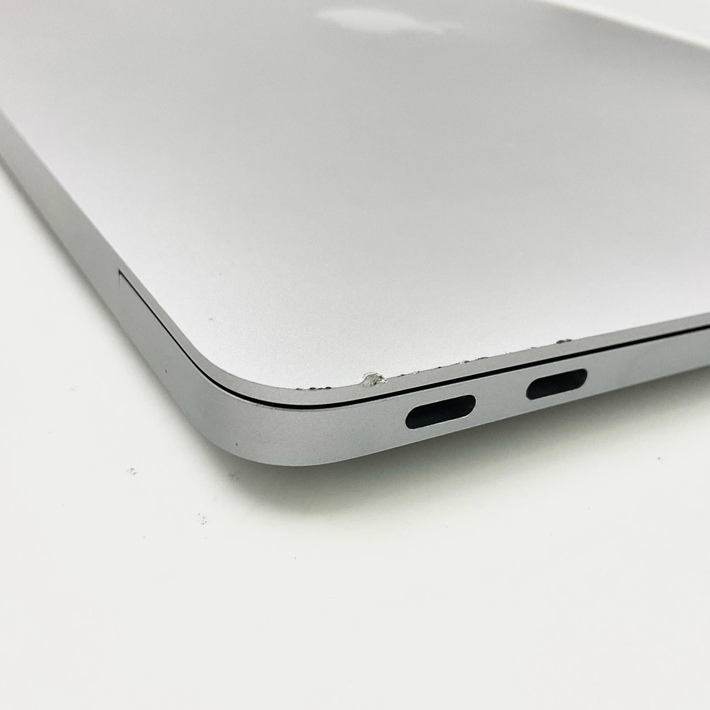 【全額返金保証】【最速発送】Apple MacBook Air 13.3インチ 2020 M1 8コア 8GB SSD 256GB スペースグレイ 94% 動作確認済