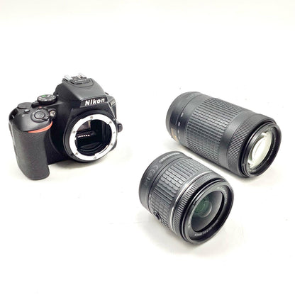 【全額返金保証】【最速発送】Nikon デジタル一眼 D5600 ダブルズームキット ブラック 美品 動作確認済