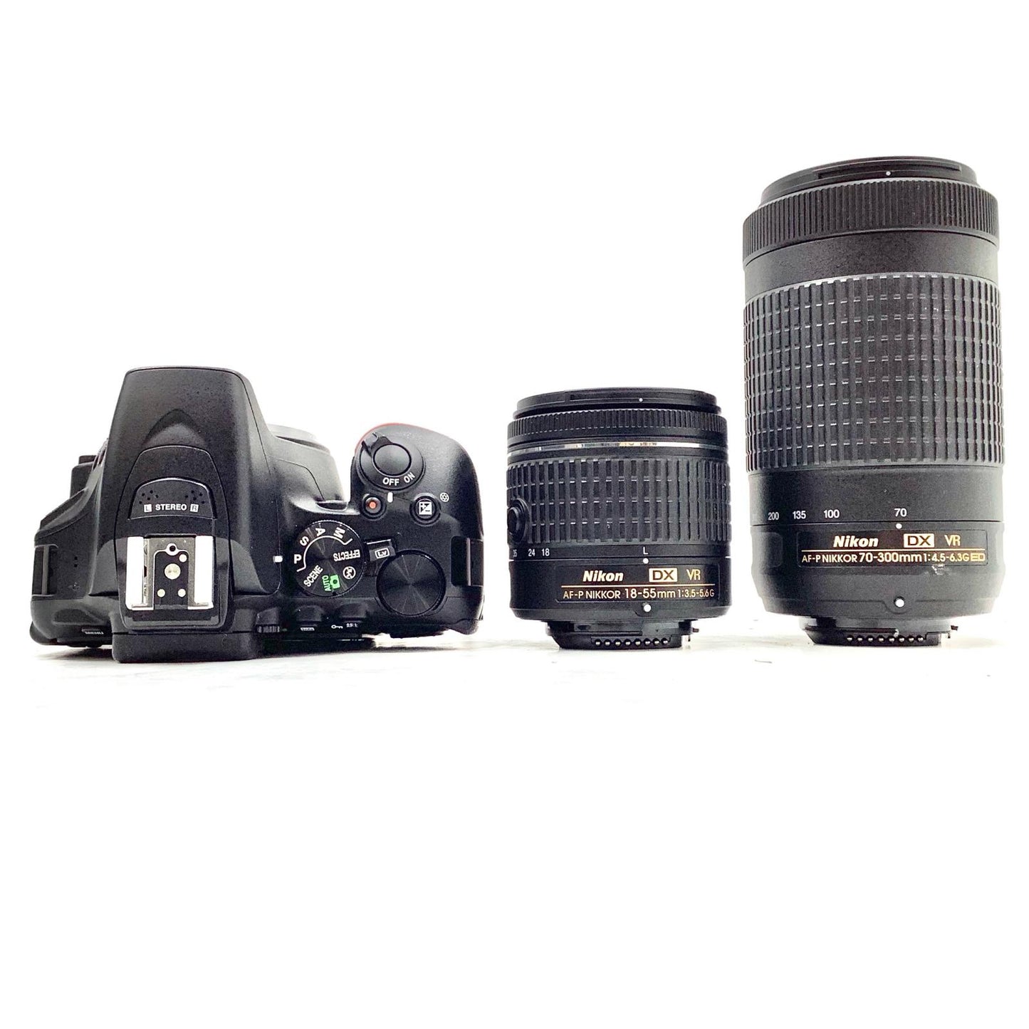 【全額返金保証】【最速発送】Nikon デジタル一眼 D5600 ダブルズームキット ブラック 美品 動作確認済